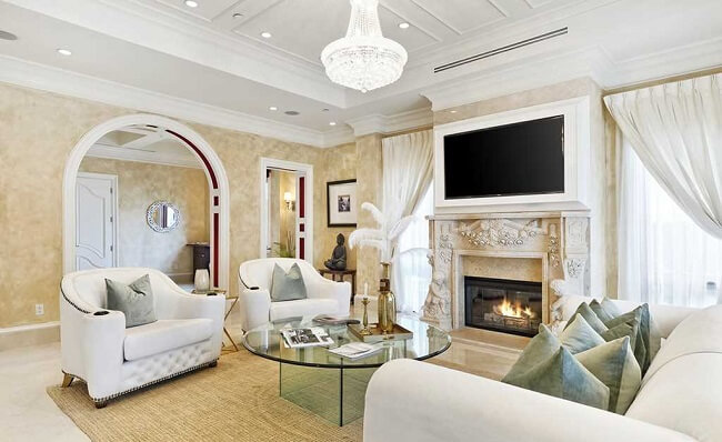 dayroom at luxury Beverly Hills home for sale