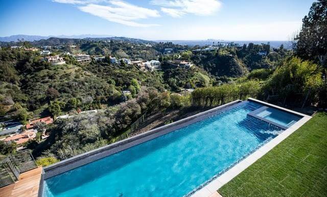 infinity pool at luxury Bel Air CA mansion